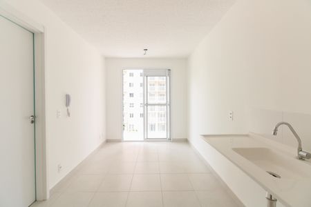 Sala  de apartamento para alugar com 1 quarto, 27m² em Guaiauna, São Paulo