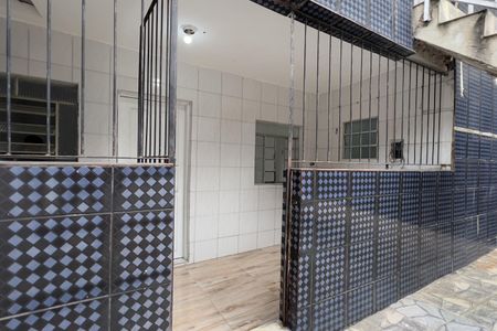 Casa para alugar com 60m², 1 quarto e sem vagaÁrea externa