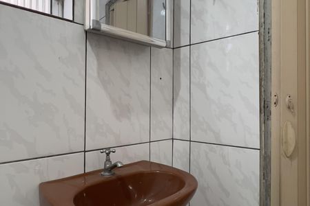 Casa para alugar com 60m², 1 quarto e sem vagaBanheiro