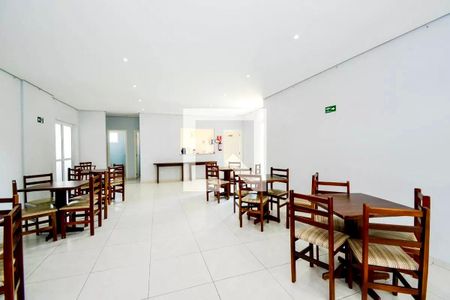 Apartamento para alugar com 51m², 2 quartos e 1 vaga Apartamento para alugar com 51m², 2 quartos e 1 vagaÁrea comum - Salão de festas