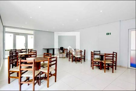 Apartamento para alugar com 51m², 2 quartos e 1 vaga Apartamento para alugar com 51m², 2 quartos e 1 vagaÁrea comum - Salão de festas