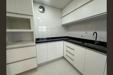 Apartamento para alugar com 60m², 2 quartos e 1 vagaCozinha