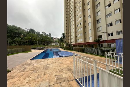 Apartamento para alugar com 60m², 2 quartos e 1 vagaÁrea comum - Piscina