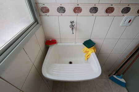 Apartamento para alugar com 60m², 2 quartos e 1 vagaÁrea de serviço