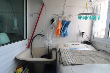 Apartamento à venda com 62m², 2 quartos e 1 vagaÁrea de Serviço