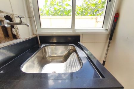 Apartamento para alugar com 58m², 2 quartos e 1 vagaÁrea de Serviço