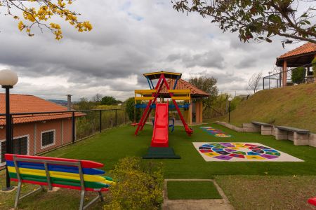 Apartamento à venda com 47m², 2 quartos e 1 vaga Apartamento à venda com 47m², 2 quartos e 1 vagaÁrea comum - Playground