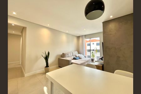 Apartamento à venda com 60m², 2 quartos e 2 vagasSala