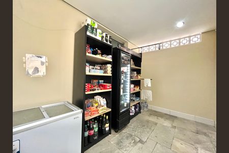 Apartamento à venda com 60m², 2 quartos e 2 vagasÁrea comum - Mercado