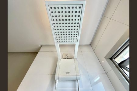 Apartamento à venda com 60m², 2 quartos e 2 vagasBanheiro