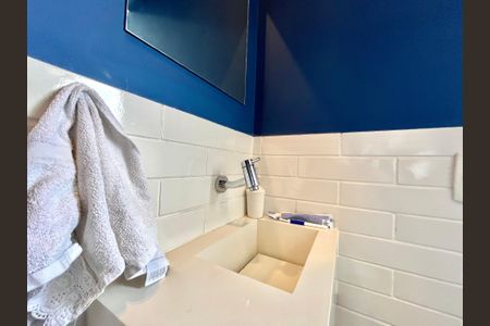 Apartamento à venda com 60m², 2 quartos e 2 vagasLavabo