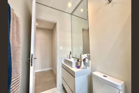 Apartamento à venda com 60m², 2 quartos e 2 vagasBanheiro 