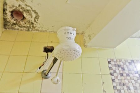 Casa à venda com 176m², 3 quartos e 2 vagasCasa 2 - banheiro