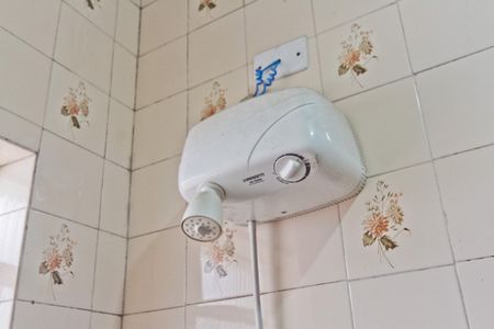 Casa à venda com 176m², 3 quartos e 2 vagasBanheiro