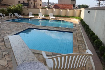 Apartamento à venda com 70m², 2 quartos e 2 vagasÁrea comum - Piscina