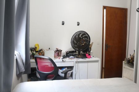 Apartamento à venda com 70m², 2 quartos e 2 vagasQuarto