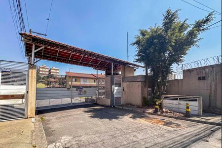 Casa de condomínio para alugar com 60m², 2 quartos e 1 vagaFachada e portaria