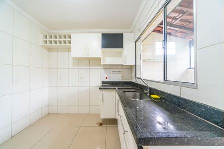 Casa de condomínio para alugar com 60m², 2 quartos e 1 vagaCozinha 