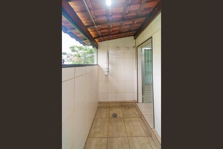 Casa de condomínio para alugar com 60m², 2 quartos e 1 vagaÁrea de Serviço