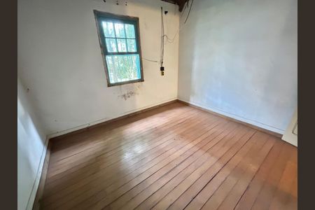 Casa à venda com 200m², 3 quartos e 5 vagas Casa à venda com 200m², 3 quartos e 5 vagasQuarto 3