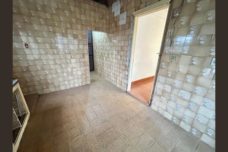 Casa à venda com 200m², 3 quartos e 5 vagas Casa à venda com 200m², 3 quartos e 5 vagasCozinha