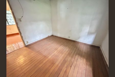 Casa à venda com 200m², 3 quartos e 5 vagas Casa à venda com 200m², 3 quartos e 5 vagasQuarto 3