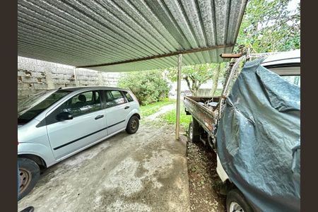 Casa à venda com 200m², 3 quartos e 5 vagas Casa à venda com 200m², 3 quartos e 5 vagasGaragem
