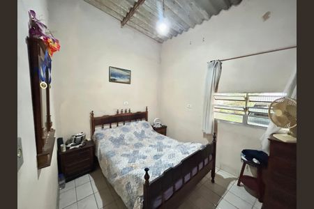 Casa à venda com 200m², 3 quartos e 5 vagas Casa à venda com 200m², 3 quartos e 5 vagasQuarto 1