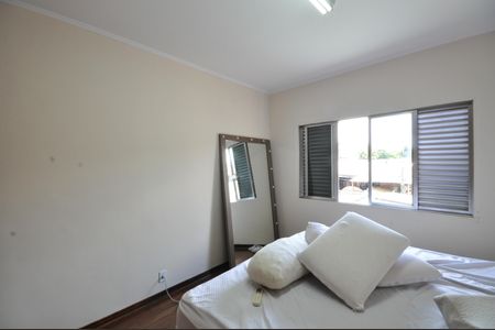 Casa para alugar com 190m², 3 quartos e 2 vagasSuíte