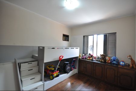 Casa para alugar com 190m², 3 quartos e 2 vagasQuarto 1