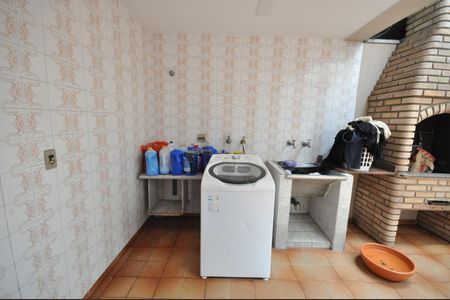 Casa para alugar com 190m², 3 quartos e 2 vagasÁrea de Serviço