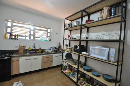 Casa para alugar com 190m², 3 quartos e 2 vagasCozinha