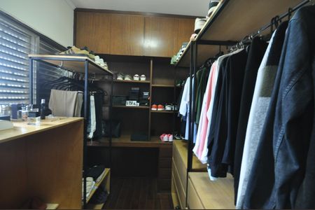 Casa para alugar com 190m², 3 quartos e 2 vagasQuarto 2