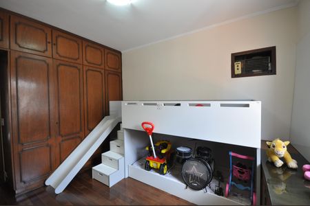 Quarto 1 de casa para alugar com 3 quartos, 190m² em Limão, São Paulo