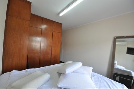 Casa para alugar com 190m², 3 quartos e 2 vagasSuíte