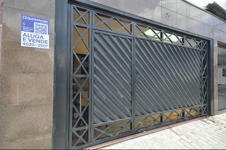 Casa para alugar com 190m², 3 quartos e 2 vagasFachada