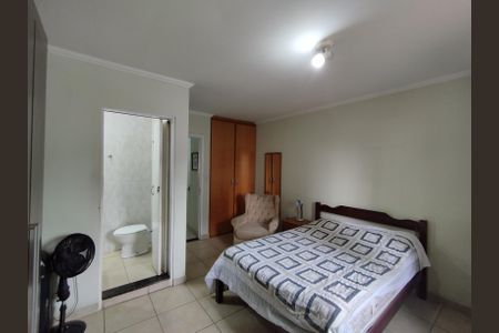 Casa à venda com 125m², 3 quartos e 3 vagasSuíte 1