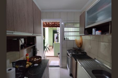 Casa à venda com 125m², 3 quartos e 3 vagasCozinha - Armários
