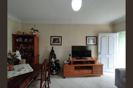 Casa à venda com 125m², 3 quartos e 3 vagasSala 