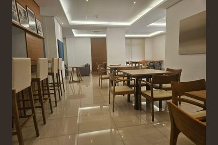 Apartamento à venda com 233m², 4 quartos e 3 vagasÁrea comum - Salão de festas