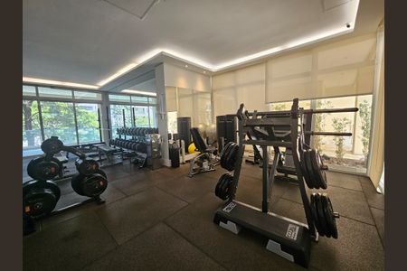 Apartamento à venda com 233m², 4 quartos e 3 vagasAcademia