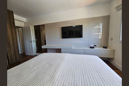 Apartamento à venda com 233m², 4 quartos e 3 vagasSuíte 1