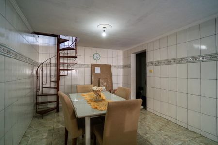 Casa para alugar com 220m², 4 quartos e 3 vagasCopa