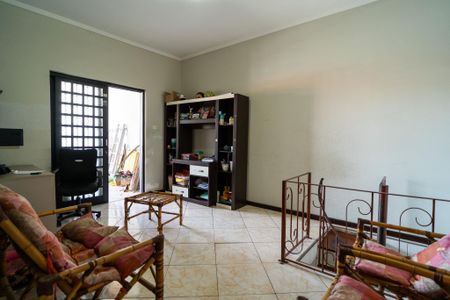 Casa para alugar com 220m², 4 quartos e 3 vagasSala 2