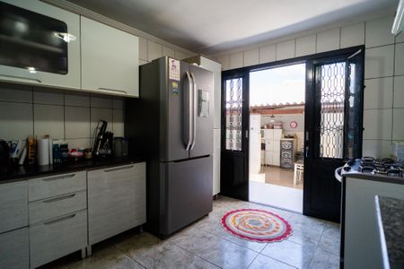 Casa para alugar com 220m², 4 quartos e 3 vagasCozinha