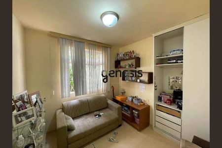 Casa à venda com 3 quartos, 213m² em Betânia, Belo Horizonte