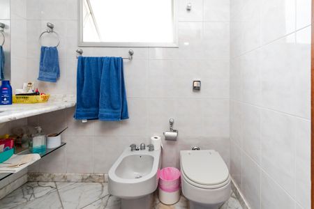 Apartamento para alugar com 140m², 3 quartos e 2 vagasBanheiro