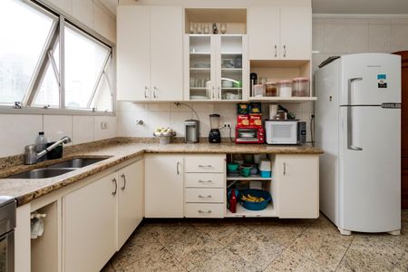 Apartamento para alugar com 140m², 3 quartos e 2 vagasCozinha