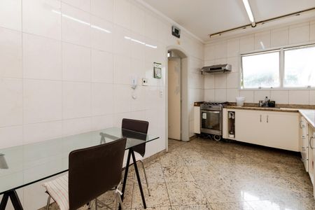 Apartamento para alugar com 140m², 3 quartos e 2 vagasCozinha