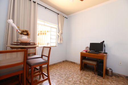Casa à venda com 360m², 3 quartos e 4 vagasQuarto 2